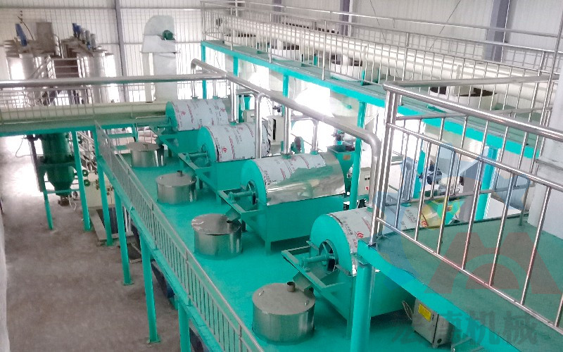 <a href=http://m.aidsnetwork.cn/anli/ target=_blank class=infotextkey>食用油生產(chǎn)線</a>